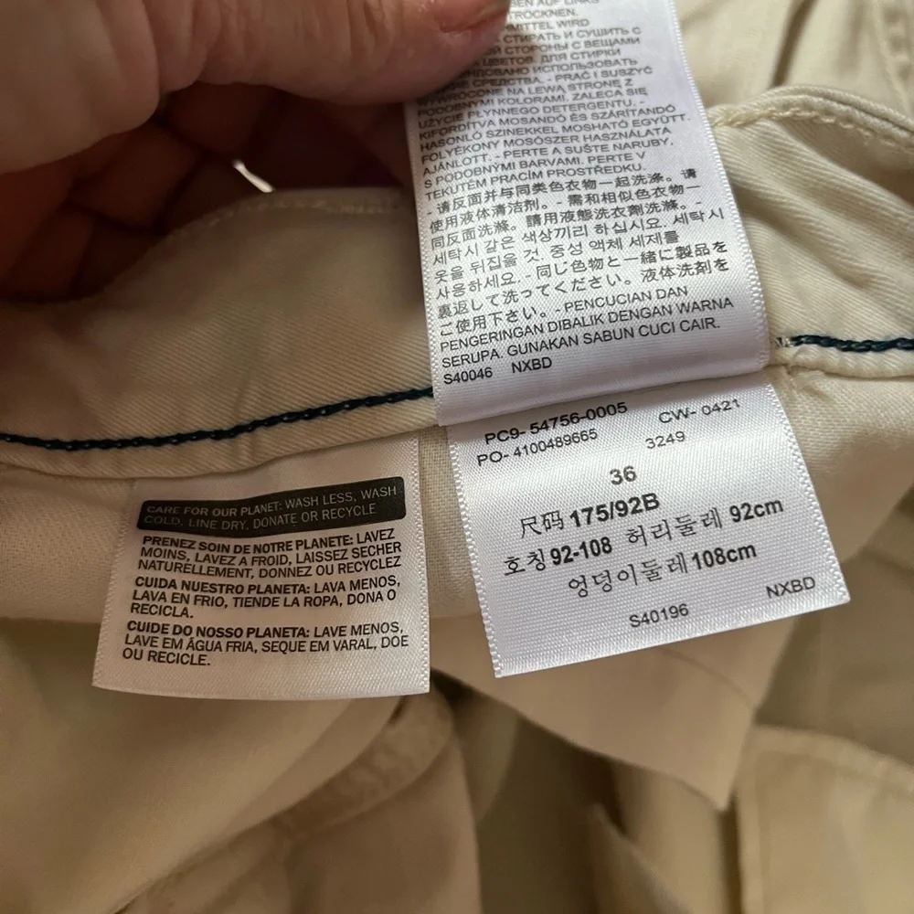 Levi’s cargo shorts